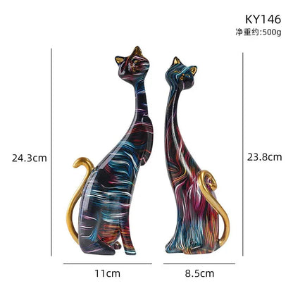 European style oil painting couple cat animal ornaments, living room TV cabinet, foyer wine cabinet decoration, resin crafts - Shello's Creative Boutique