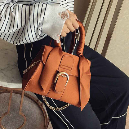Top-Handle Velvet Bow Handbag - New European Style Chain Bags for Women