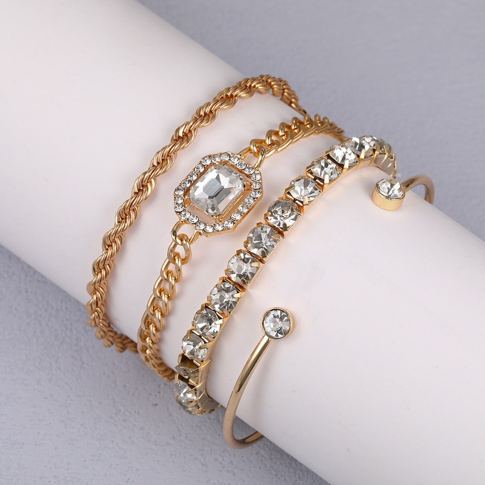 New Full Diamond Bracelet and Bracelet Set of 4 pieces for Women with a Retro Style, Light Luxury, and High end Decoration eprolo