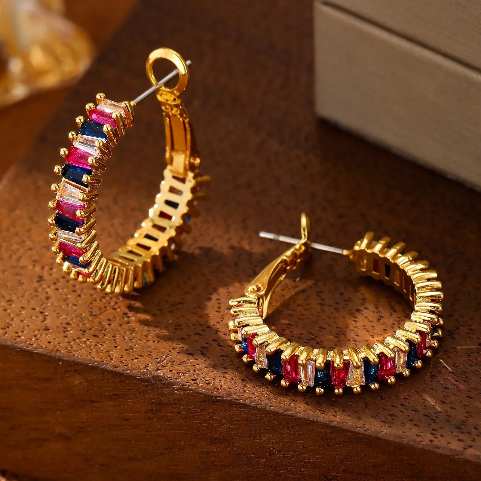 18K gold O-shaped gemstone-inlaid earrings with a light luxury style - Shello's Creative Boutique