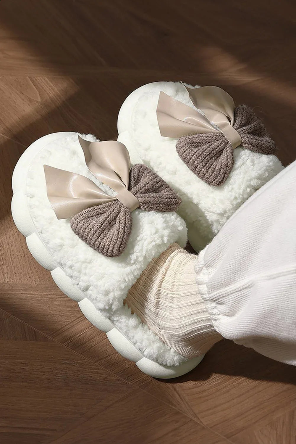 White Contrast Bowknot Applique Plush Winter Slippers - Shello's Creative Boutique