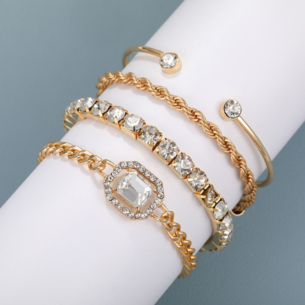New Full Diamond Bracelet and Bracelet Set of 4 pieces for Women with a Retro Style, Light Luxury, and High end Decoration eprolo