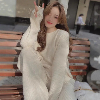 Knitted Sweater Suit Women's Autumn And Winter New Style Net Red Fashion Temperament Wide Leg Pants Two-Piece Set - Shello's Creative Boutique
