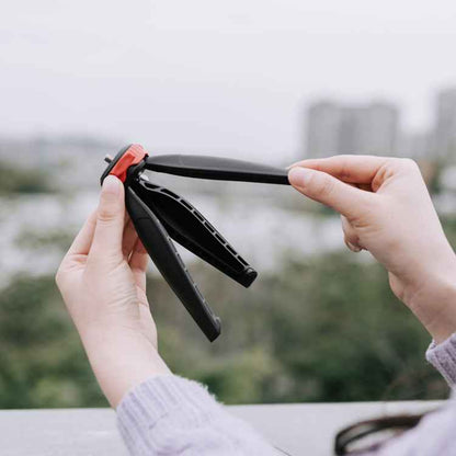 YELANGU PC203 YLG1801C Vlogging Live Broadcast LED Selfie Light Smartphone Video Rig Handle Stabilizer Plastic Bracket Tripod Kits