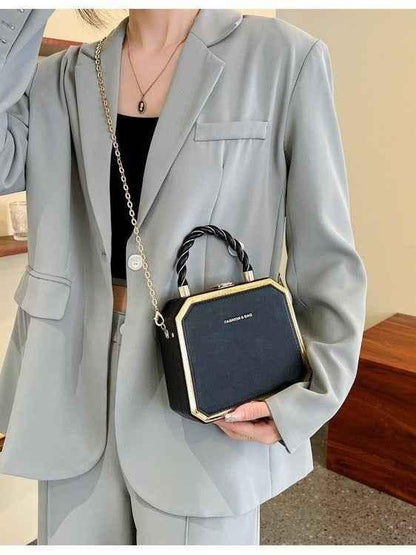 Shello's Creative Boutique – Fashionable Small Square Chain Crossbody Bag - Shello's Creative Boutique