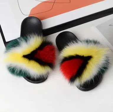 Women's Luxury Fluffy Fur Slippers - Indoor Warm Plush Flip Flops