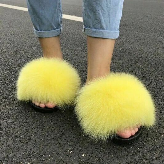 Women's Luxury Fluffy Fur Slippers - Indoor Warm Plush Flip Flops