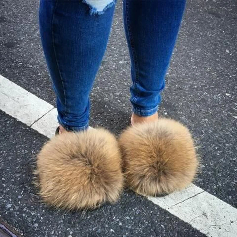 Women's Luxury Fluffy Fur Slippers - Indoor Warm Plush Flip Flops