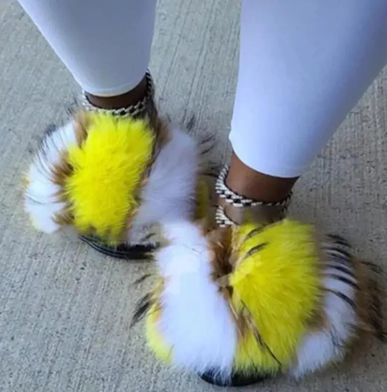 Women's Luxury Fluffy Fur Slippers - Indoor Warm Plush Flip Flops