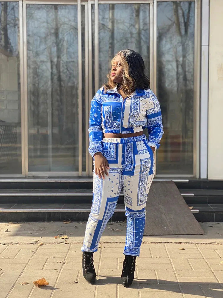 Women's Paisley Bandana Print Tracksuit - 2-Piece Zip-Up Sweatshirt & Jogger Set - Shello's Creative Boutique