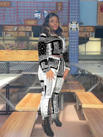 Women's Paisley Bandana Print Tracksuit - 2-Piece Zip-Up Sweatshirt & Jogger Set - Shello's Creative Boutique