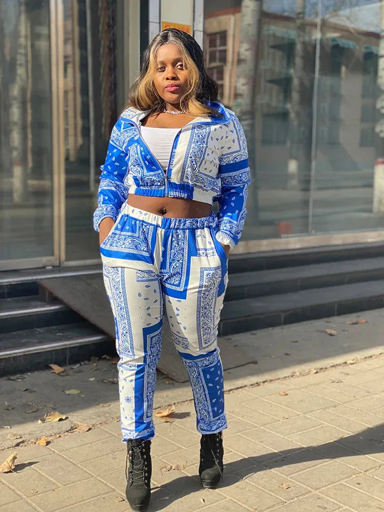 Women's Paisley Bandana Print Tracksuit - 2-Piece Zip-Up Sweatshirt & Jogger Set - Shello's Creative Boutique