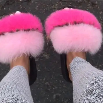 Women's Luxury Fluffy Fur Slippers - Indoor Warm Plush Flip Flops