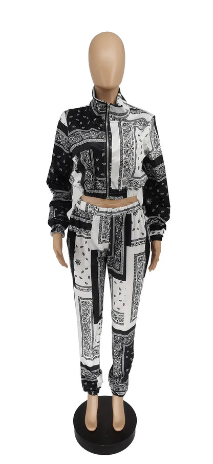 Women's Paisley Bandana Print Tracksuit - 2-Piece Zip-Up Sweatshirt & Jogger Set - Shello's Creative Boutique