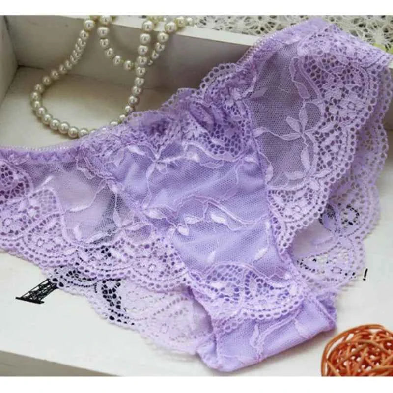 Women Sexy Lace Bra 2Pcs/Sets Fashion Thin Breathable Bra Push-up Underwear Underpants Female Embroidered Hollowed Lace Bra Set