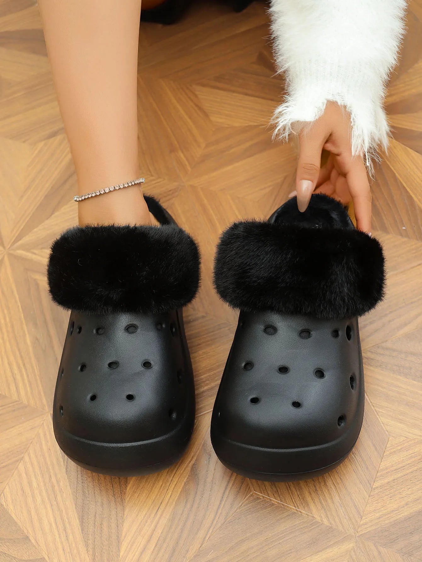 Women's Plush High Heel Slippers 2025 - Thick Soft-Soled Winter Garden Shoes