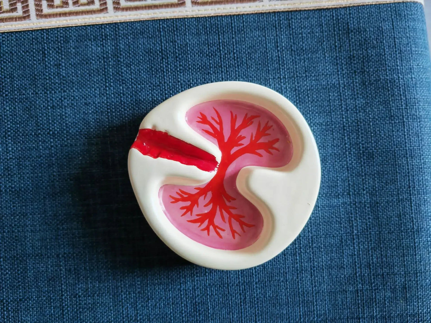 Pink Lung Ashtray – Funny Resin Desktop Cigarette Ash Tray