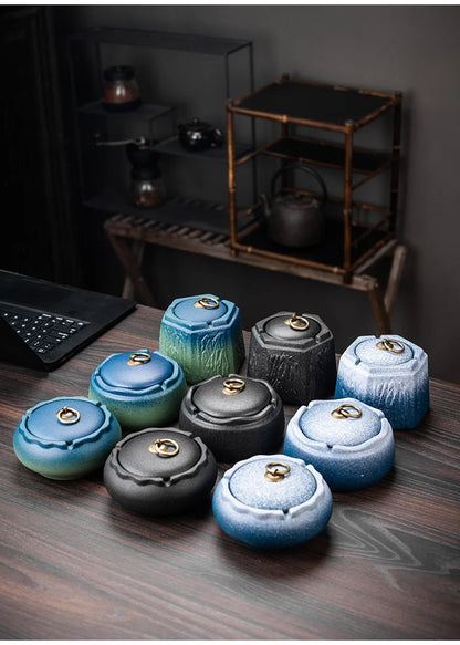 Creative Ceramic Ashtray with Lid – Anti-Fly Ash Desktop Ornament, 18 Styles