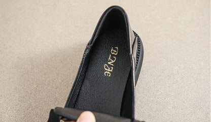 Women's British Style Leather Flats - Retro Bow Soft Sole Shoes - Shello's Creative Boutique