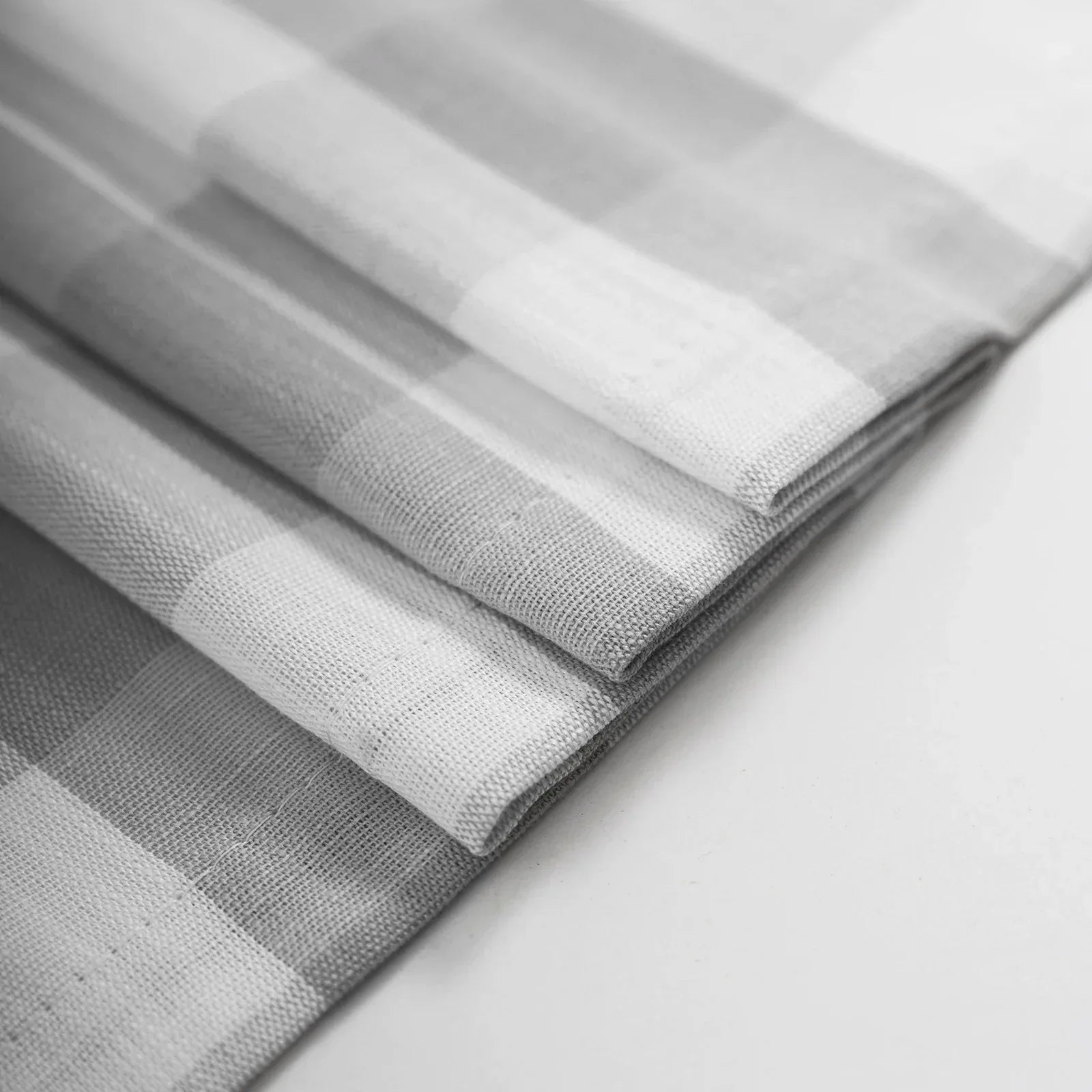 Checkered Kitchen Curtains - Gingham Café Curtains Multiple Sizes Available - Shello's Creative Boutique