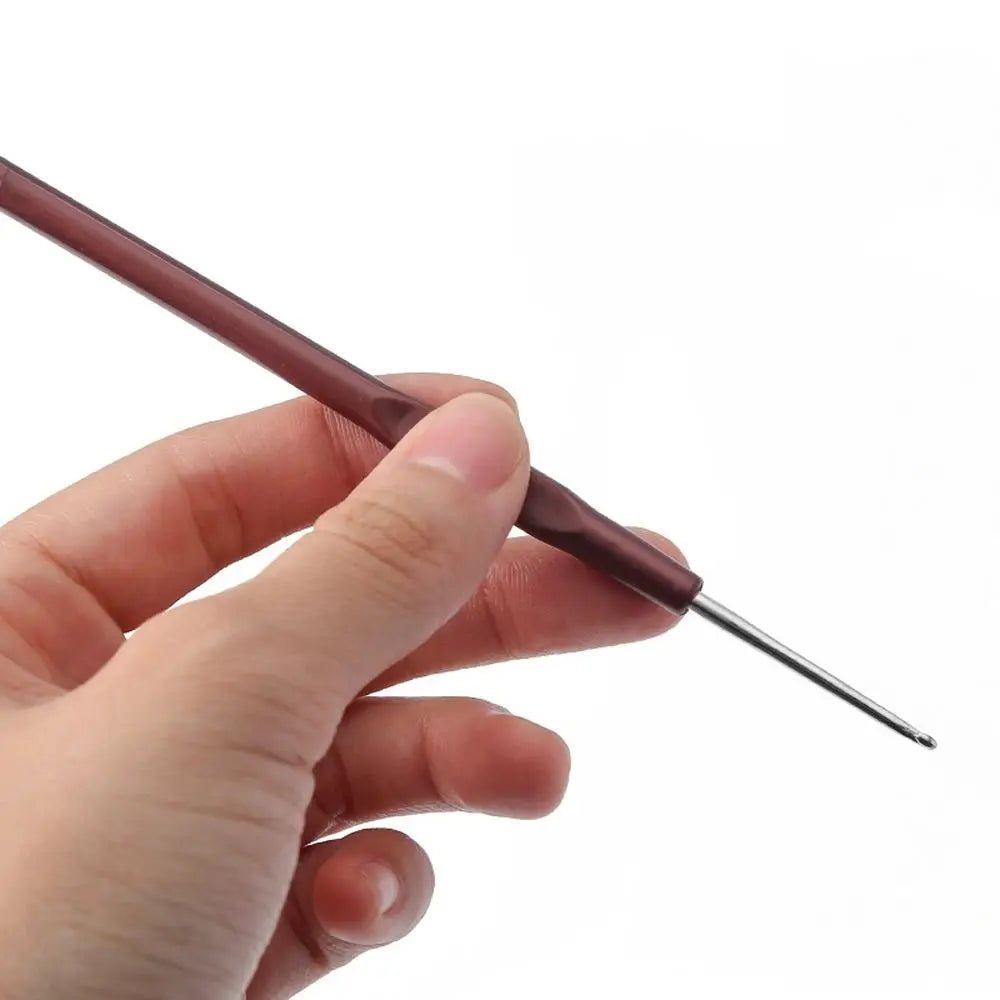 Dreadlock Crochet Hooks 0.5-0.8mm - Metal Plastic Micro Hook Set for Hair Weaving - Shello's Creative Boutique