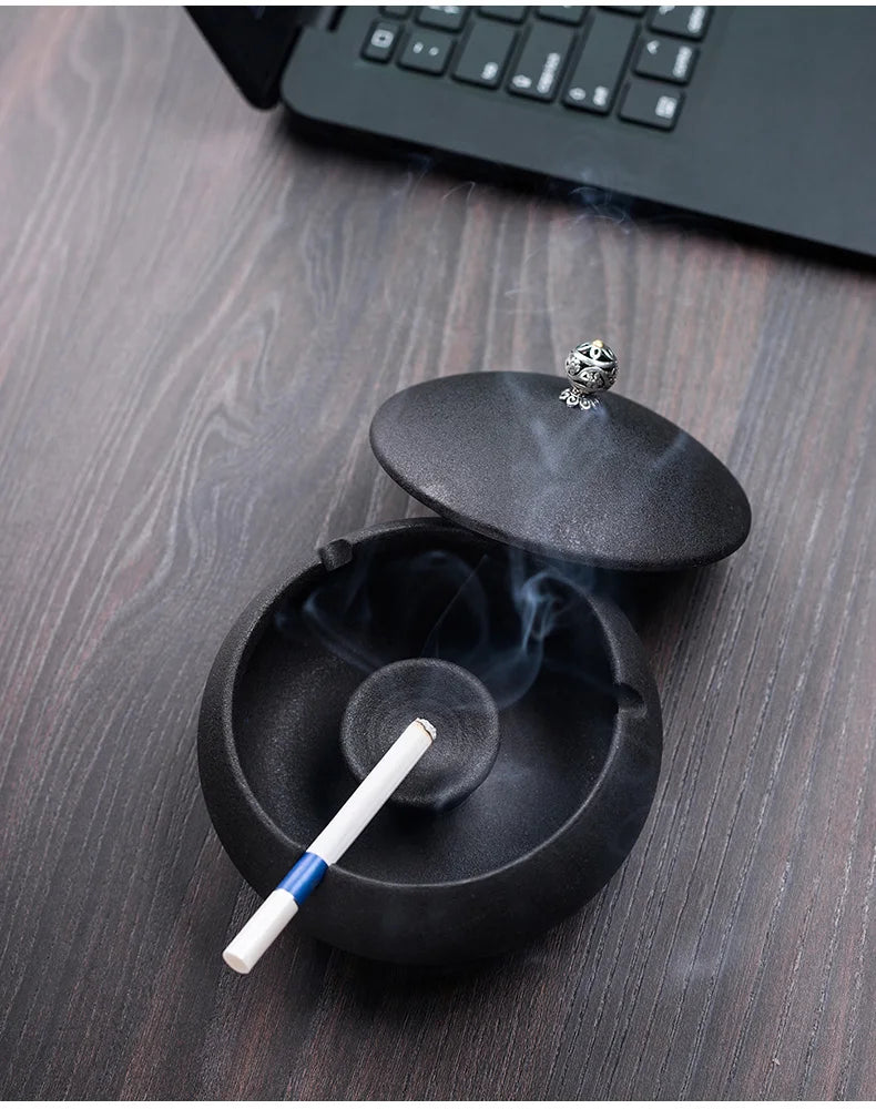 Creative Ceramic Ashtray with Lid – Anti-Fly Ash Desktop Ornament, 18 Styles
