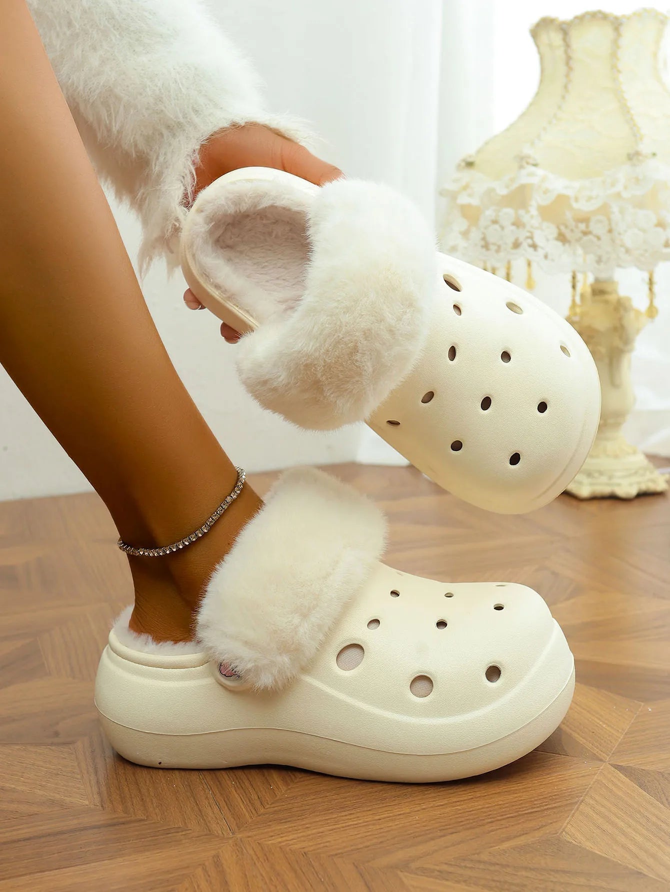 Women's Plush High Heel Slippers 2025 - Thick Soft-Soled Winter Garden Shoes