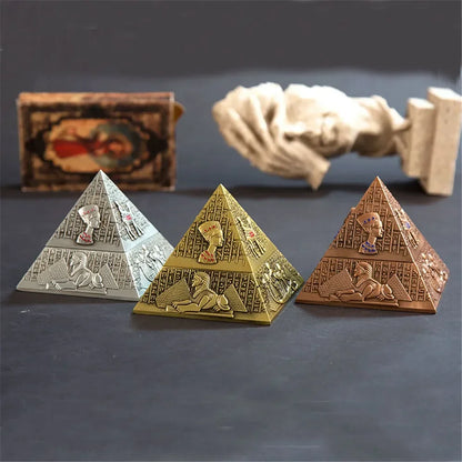 Egyptian Pyramid Ashtray with Lid – Vintage Metal Desktop Ornament