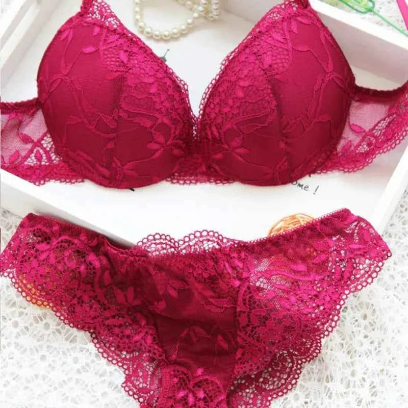 Women Sexy Lace Bra 2Pcs/Sets Fashion Thin Breathable Bra Push-up Underwear Underpants Female Embroidered Hollowed Lace Bra Set