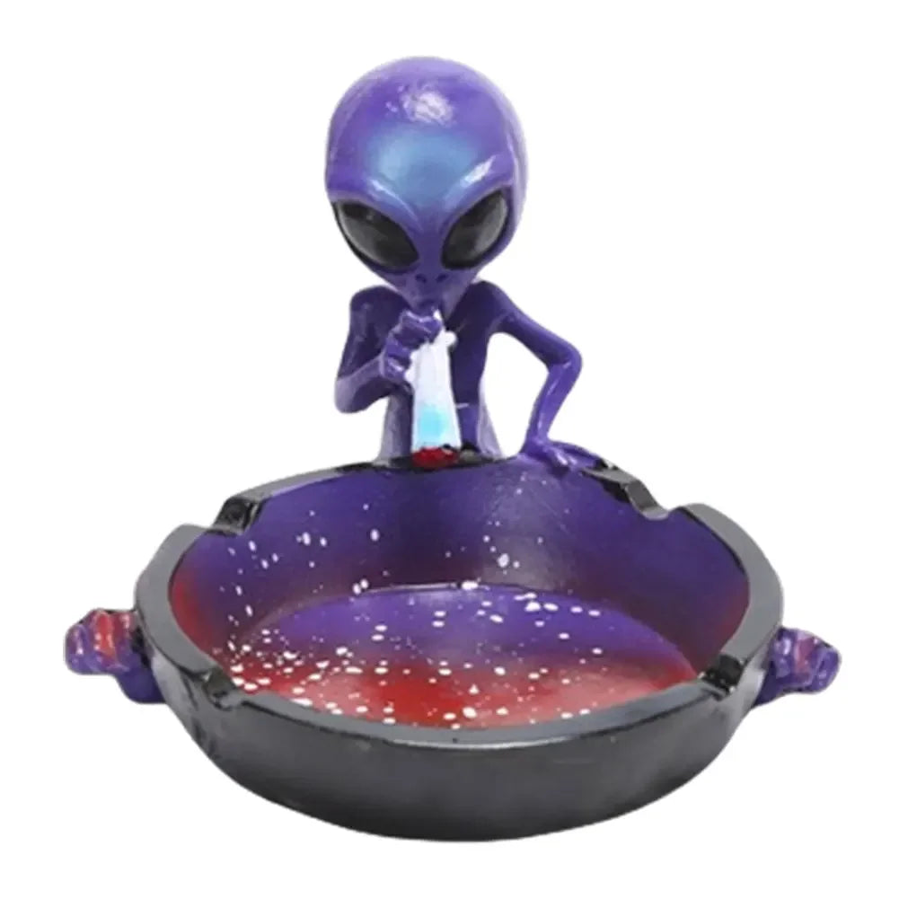 Alien Ashtray – Creative Sci-Fi Cigarette Tray for Home, Office & Party Décor