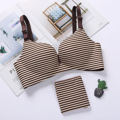 NURRASA Seamless Push-Up Bra & Panty Set – Sexy Floral Wire-Free Lingerie for Women, 3/4 Cup Adjustable Brassiere & Briefs (Sizes 70AB–85AB)