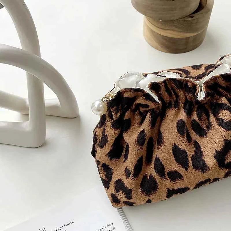 Large Capacity Cosmetic Bag Stylish Multifunctional Portable Cosmetic Bag Storage Bag Leopard Print Storage Make Up Organizer