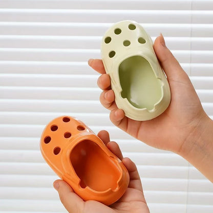 Cute Shoe Ashtray – Flame Retardant Anti-Fly Ash PP Ashtray for Home, Office & Hotel