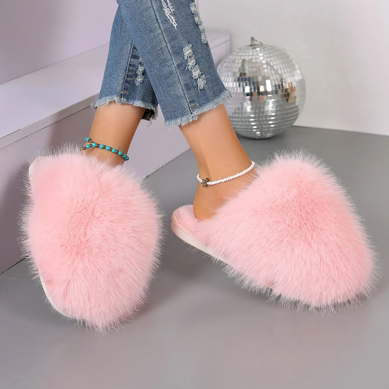 Women's Winter Fashion Fur Slippers - Fluffy Plush Anti-Slip Outdoor Slides - Shello's Creative Boutique