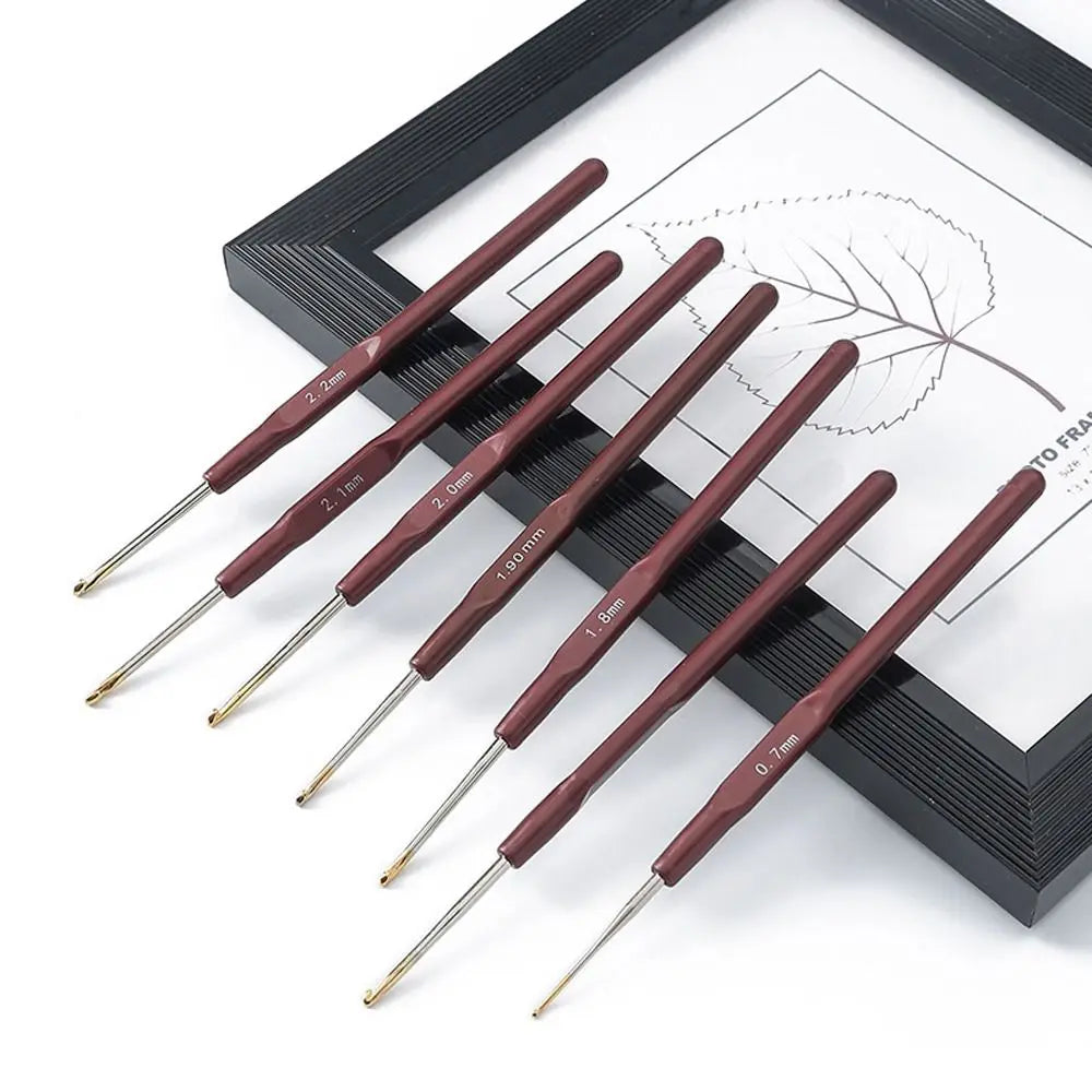 Dreadlock Crochet Hooks 0.5-0.8mm - Metal Plastic Micro Hook Set for Hair Weaving - Shello's Creative Boutique