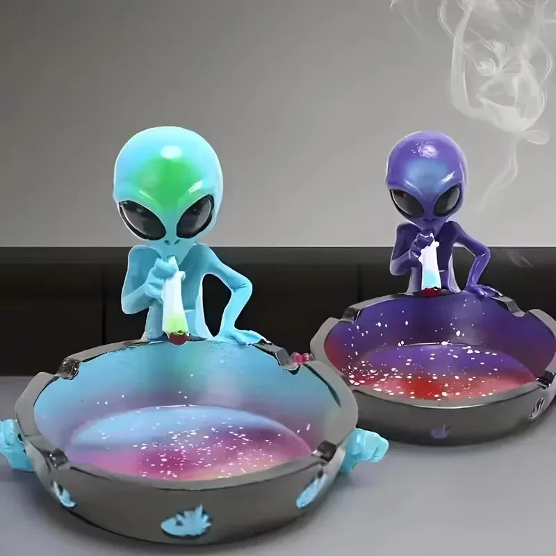 Alien Ashtray – Creative Sci-Fi Cigarette Tray for Home, Office & Party Décor