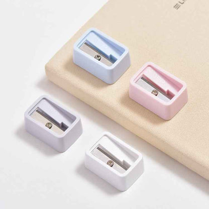 5pcs Deli 0594 Mini Portable Children Pencil Sharpener