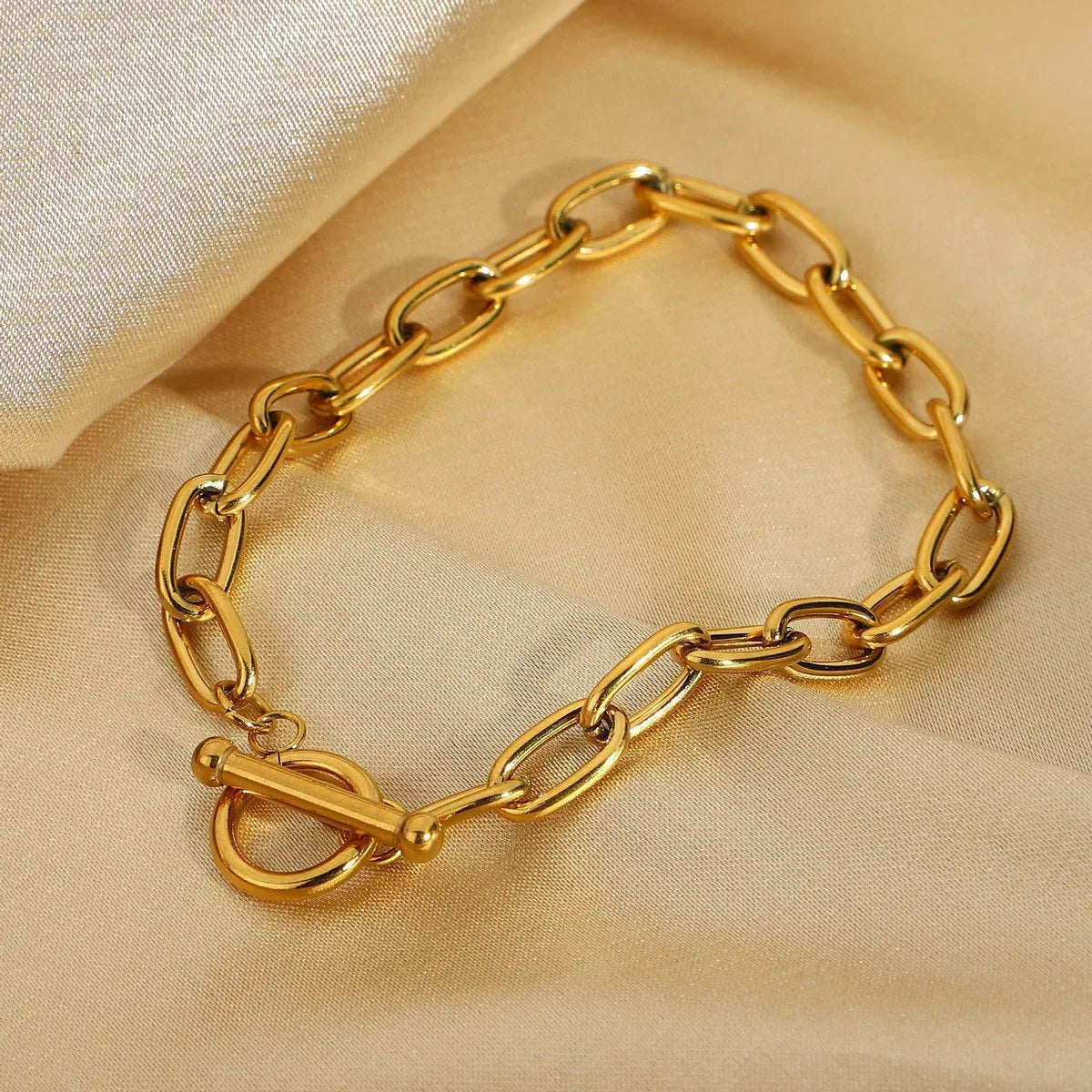 18K gold paper clip chain with OT buckle design classic high-end bracelet - Shello's Creative Boutique