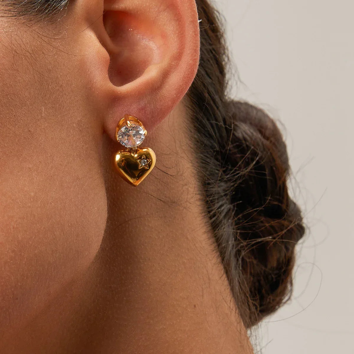 18k gold noble and elegant heart inlaid zircon design earrings - Shello's Creative Boutique