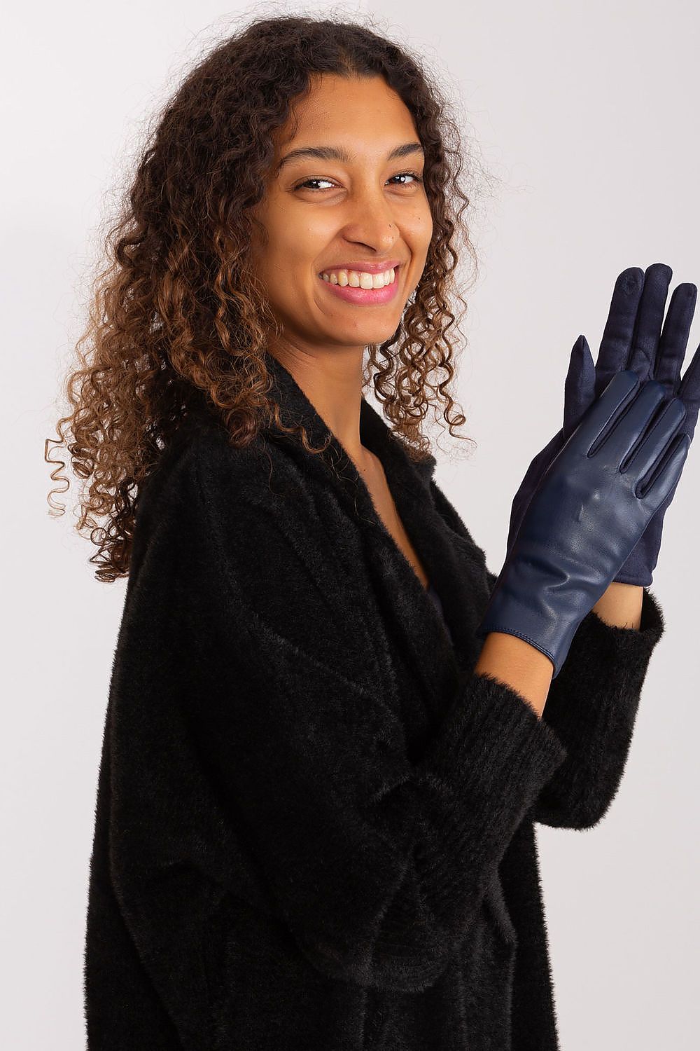  Gloves model 191084 AT 
