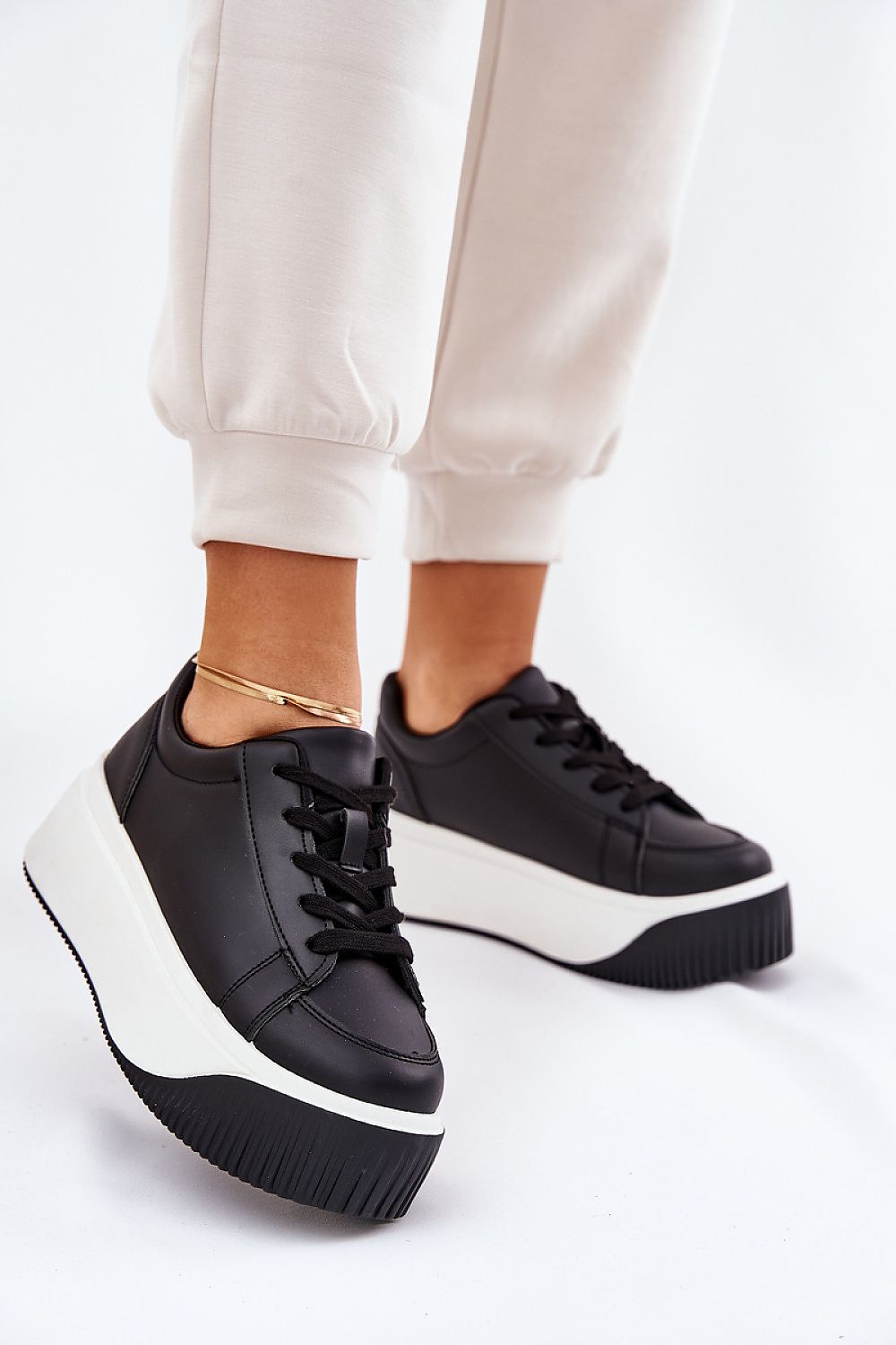 Sport Shoes model 210996 Step in style 
