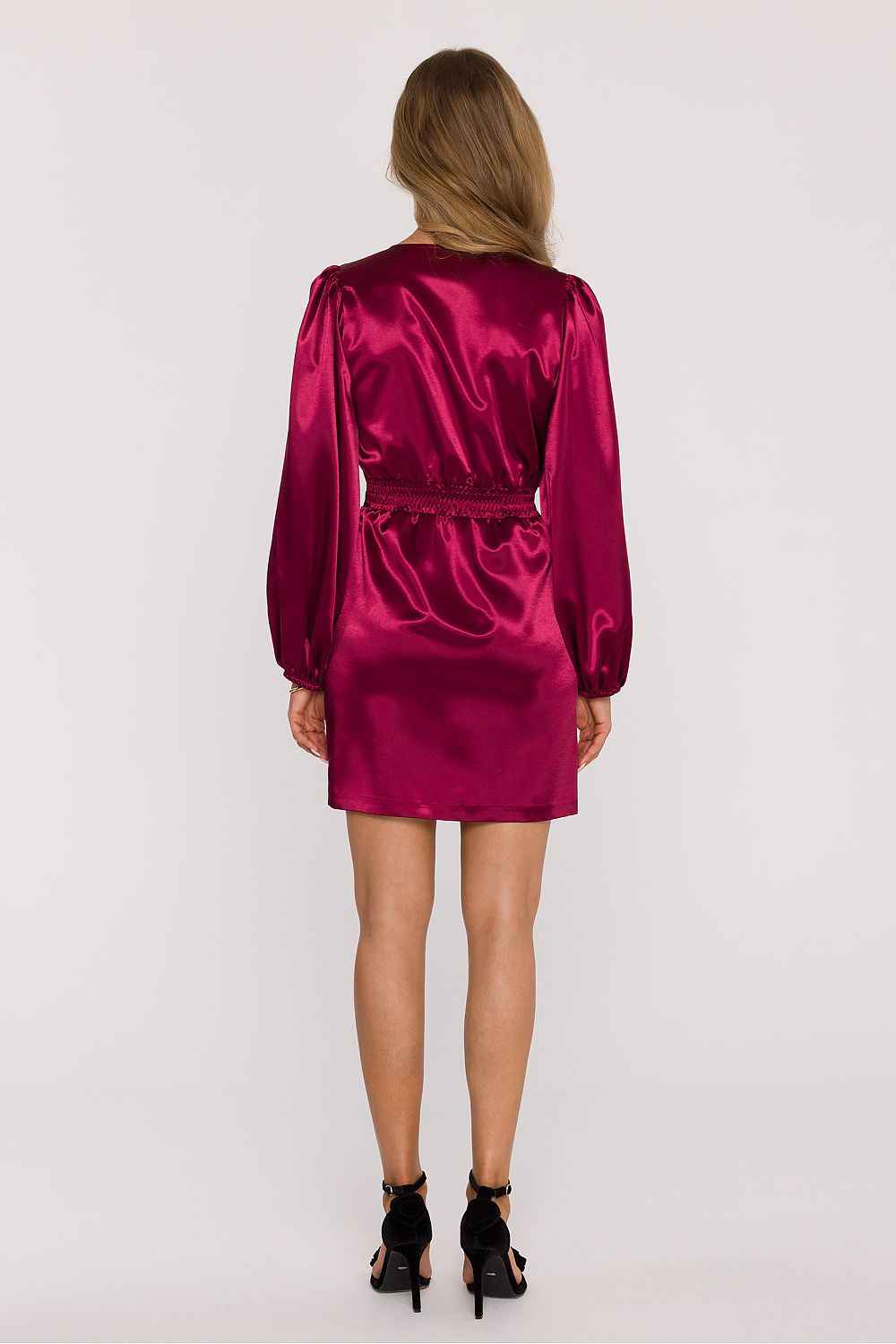 Short dress model 219999 Moe