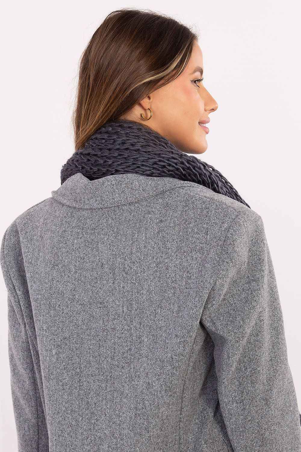 Shawl model 220390 AT