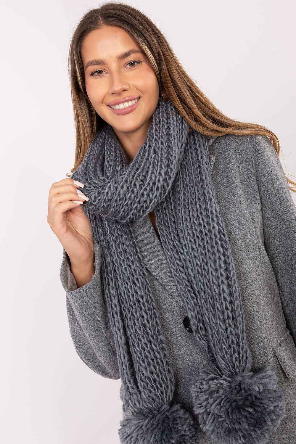 Shawl model 220390 AT