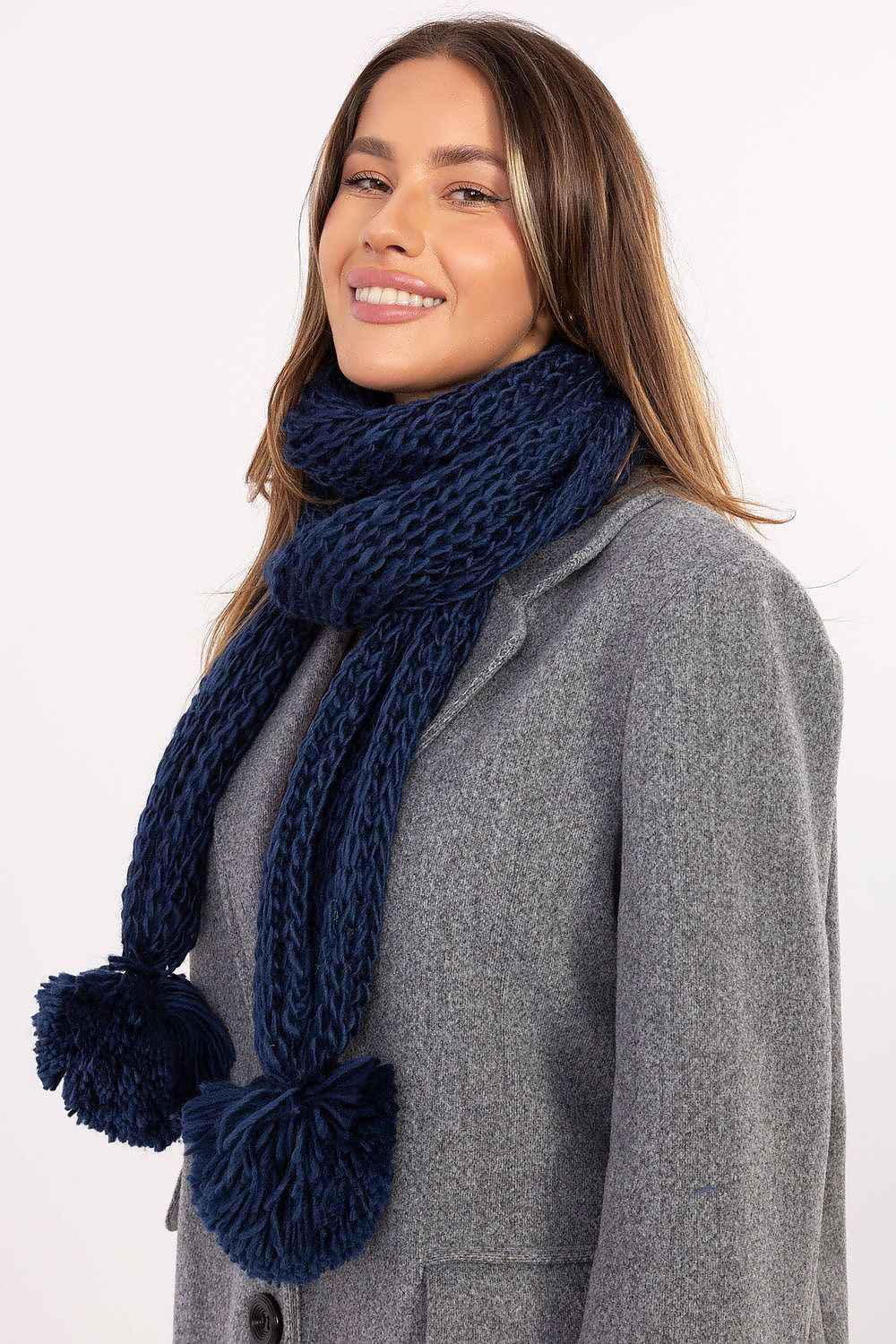 Shawl model 220390 AT