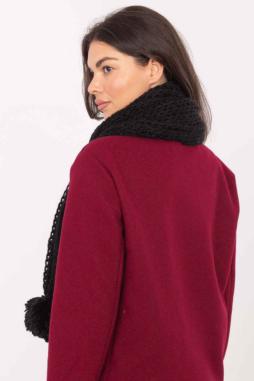 Shawl model 220390 AT