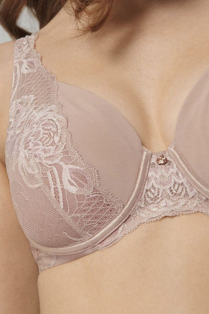  Padded bra model 229357 Triumph 