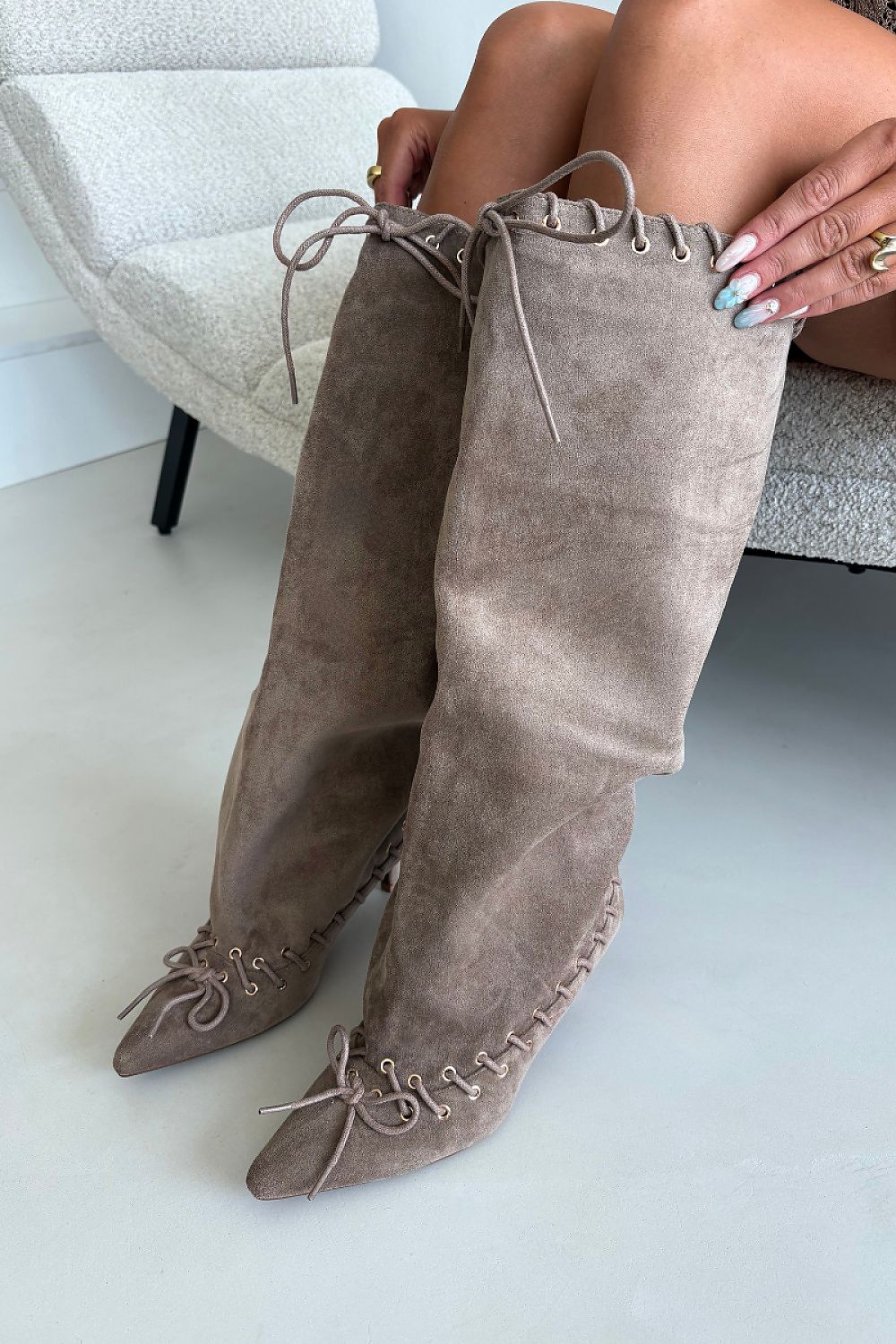  Heel boots model 230951 Step in style 
