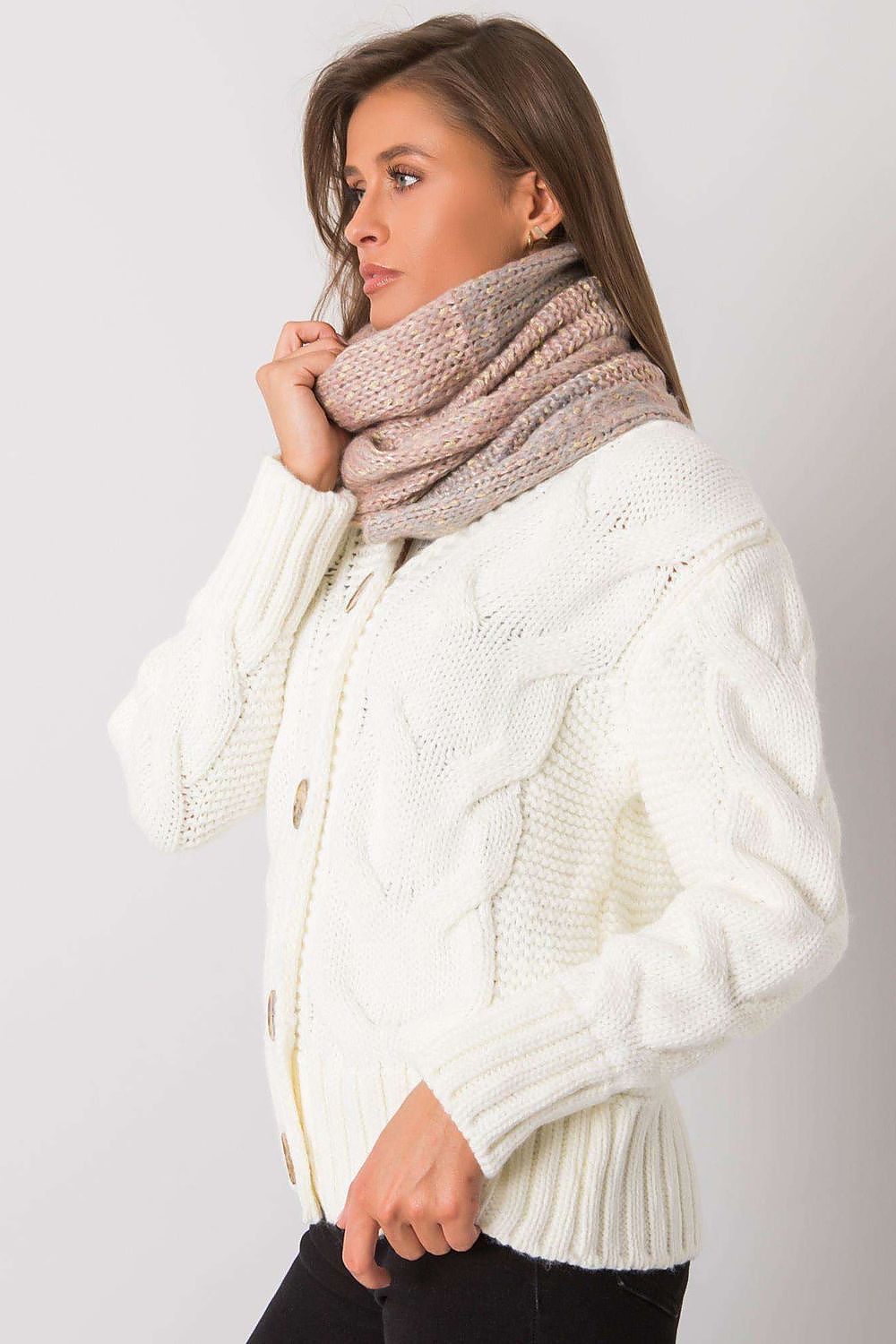  Shawl model 161162 AT 