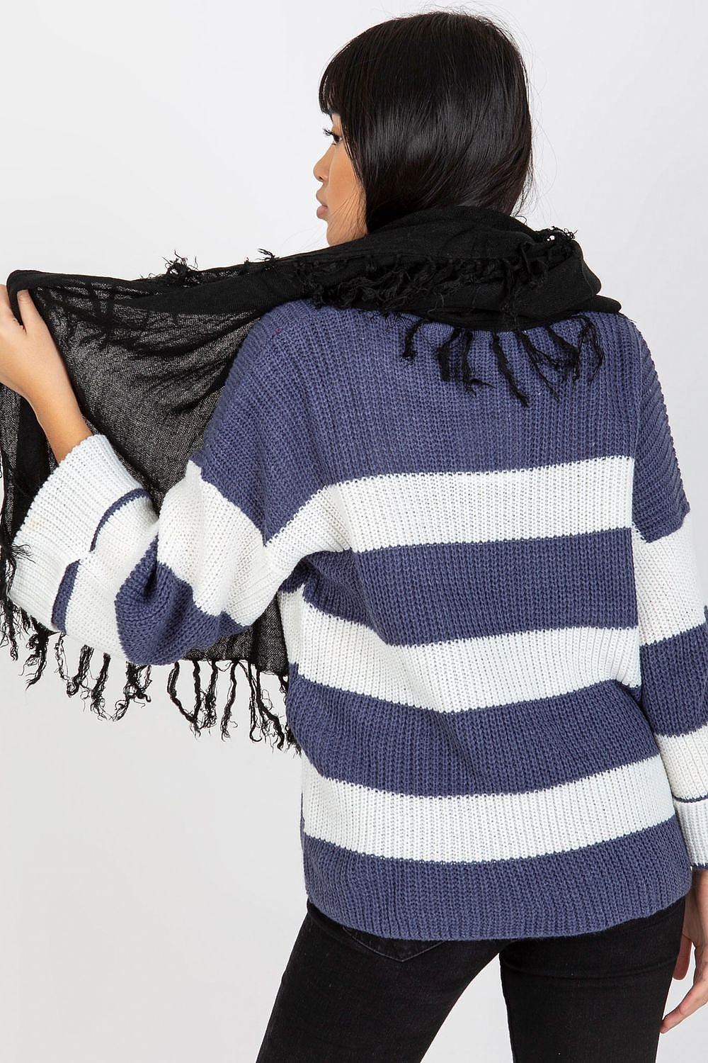  Shawl model 174883 AT 